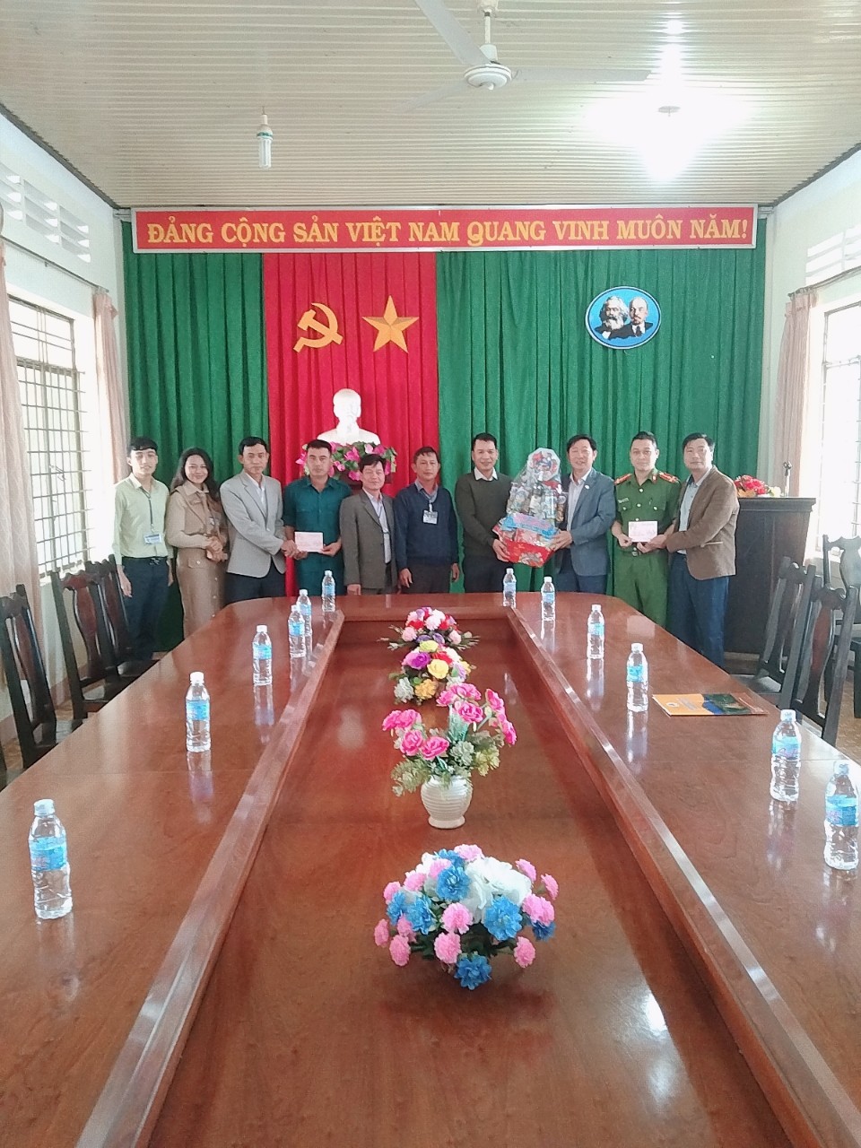 tặng quà tết 2